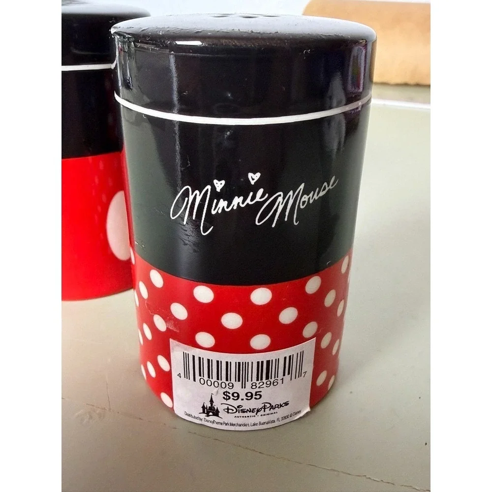 Disney‎ Parks Mickey Minnie Mouse Salt Pepper Shakers Ceramic Set New Tags
